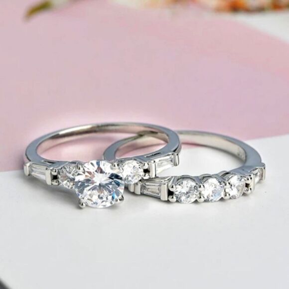 2.8 Ct. Clear White Round Cut Diamond 2 Ring Set 925 Wedding & Engagement Ring - Picture 4 of 7